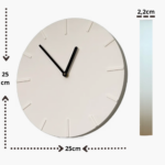 reloj de pared blanco