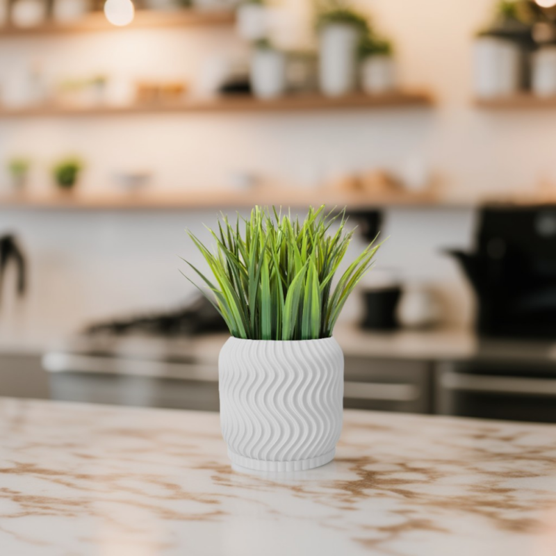 Wavy plant pot