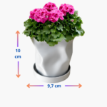 Curved plant pot