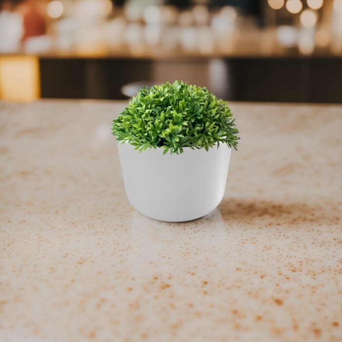 Minimalistic round plant pot